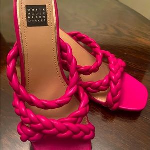 White and Black brand slightly use